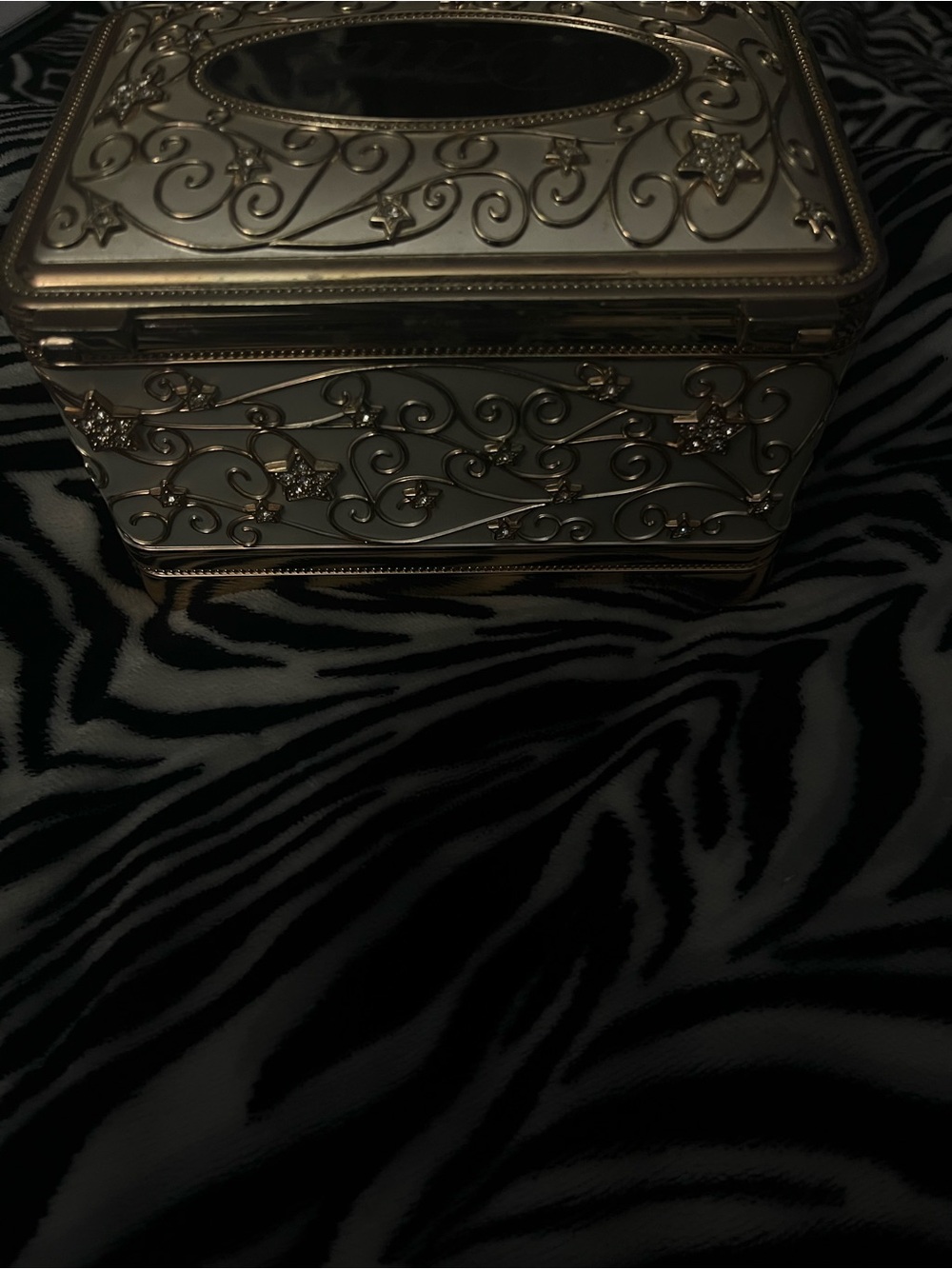 Celestial Elegance Jewelry Box – Vintage-Inspired Star & Swirl Design